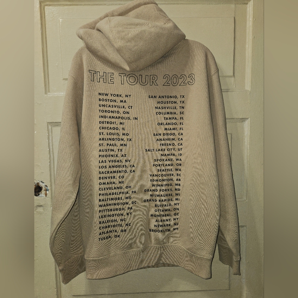 Jonas Brothers 2023 The Tour Band Concert Pullover Hooded Sweatshirt Size: S - Picture 3 of 3